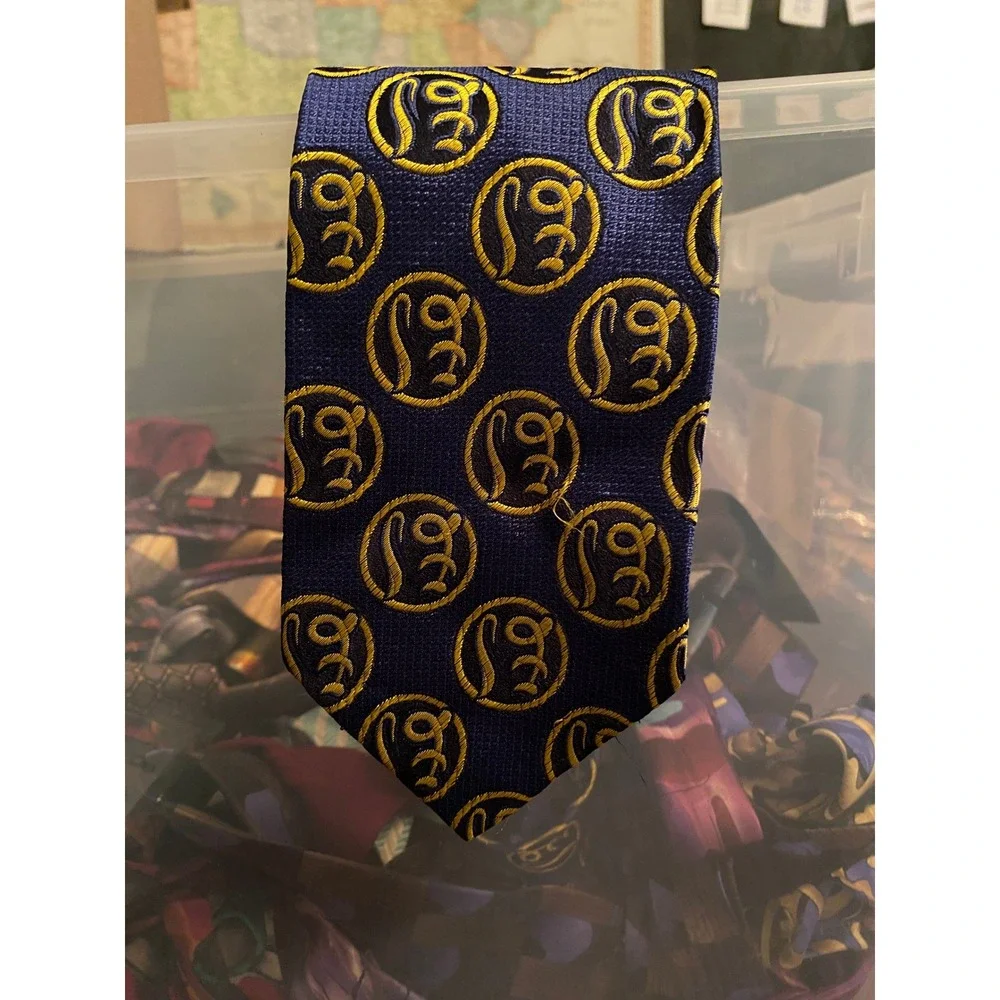 Gianni Versace Mens Silk Tie Navy Blue Gold Medallion Logo Made in Italy Vintage